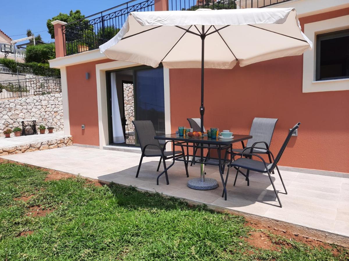 Freesia Grand Sea View Residence Svoronata Exterior photo